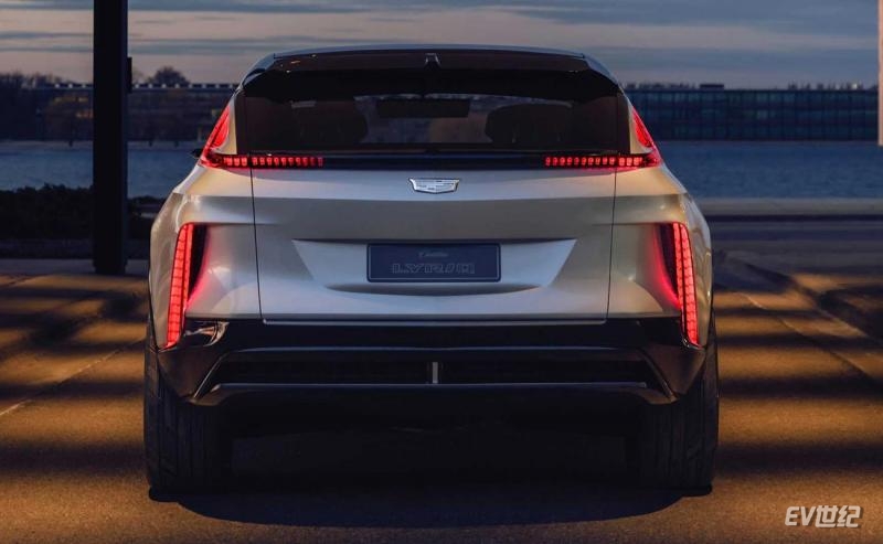 2023-cadillac-lyriq-rear.jpg