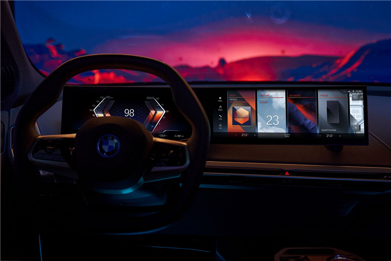 02. 全新BMW iDrive系统——BMW曲面显示屏.jpg