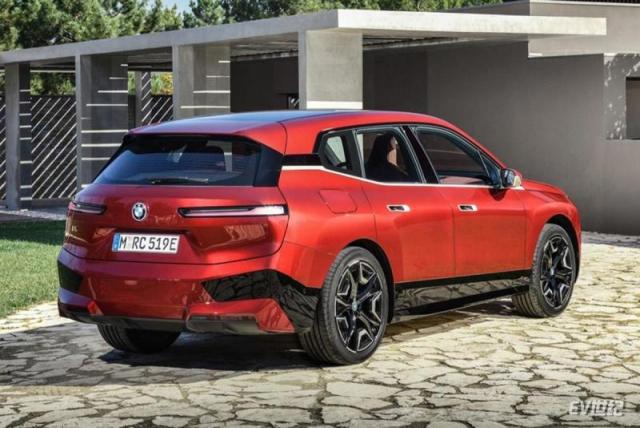 BMW-iX-2022-800-1e.jpg