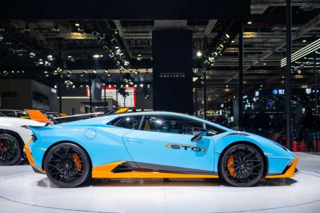 05 - 兰博基尼Huracán STO中国首秀.jpg