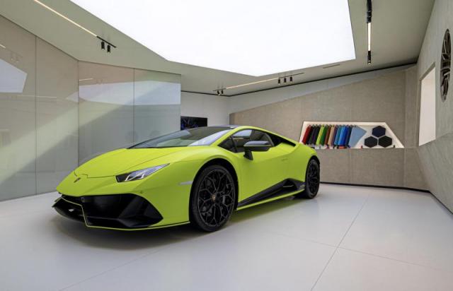 10 - 兰博基尼Huracán EVO荧光特别版首次亮相亚太市场.jpg