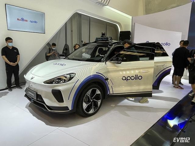 17202446ec6b2d8e6b5567.jpg
