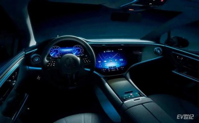 mercedes-benz-eqe-teaser-interior.webp.jpg