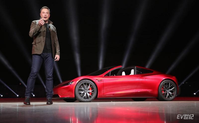 elon-musk-presents-tesla-roadster_1.jpg