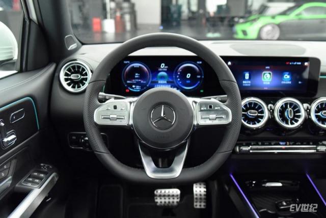 1400x0_1_q95_autohomecar__ChxkmmGNHHWAM_sfACCSCKwFloY469.jpg