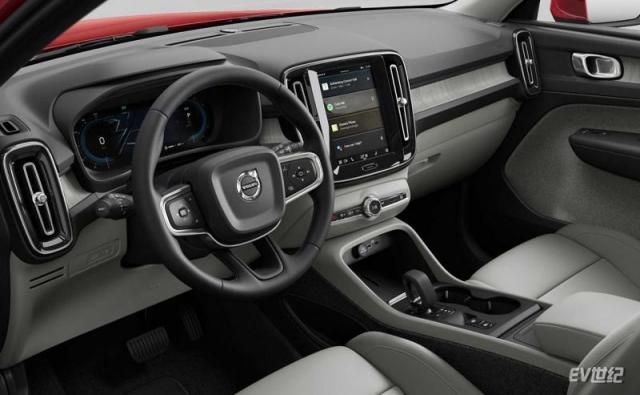 volvo-xc40-recharge-facelift-(5).jpg