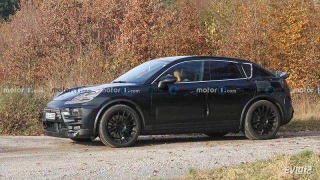 2023-porsche-macan-ev-spy-photo (3).jpg