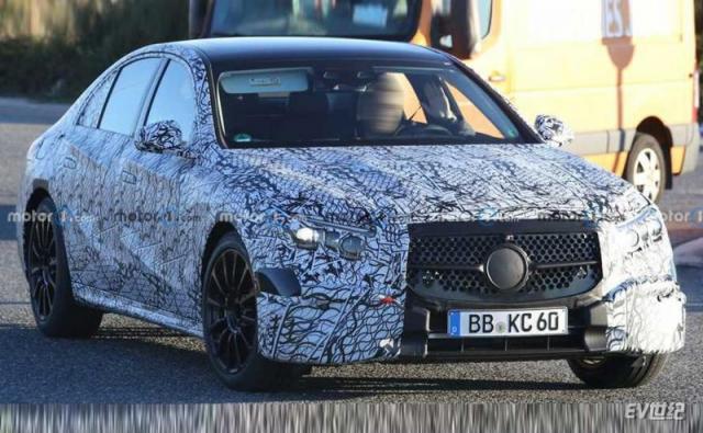 next-gen-mercedes-benz-e-class-sedan-spy-shots-(1).jpg