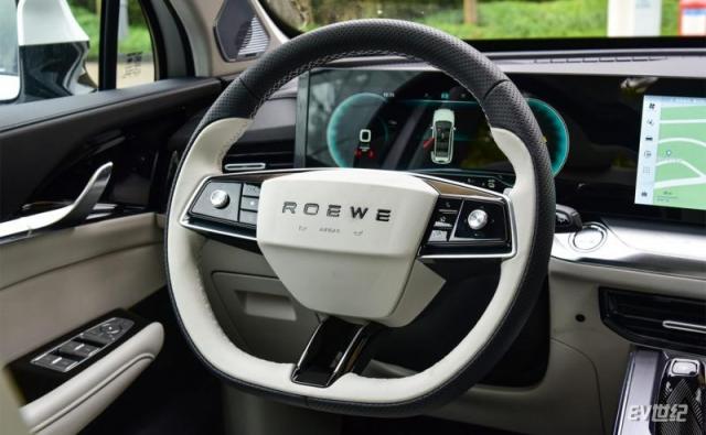 1400x0_1_q95_autohomecar__ChwFkmGkxGaASFPJABhf8l9Jk-A065.jpg