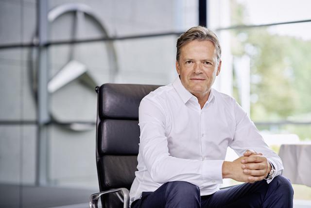 梅赛德斯-奔驰集团股份公司董事会成员及首席技术官薛夫铭先生（Markus Schäfer）.jpg