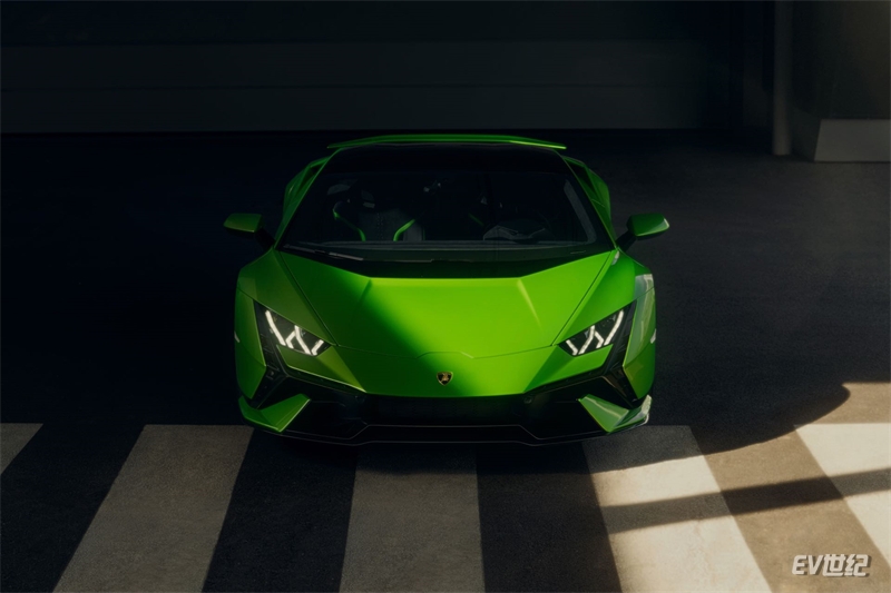 03 - 兰博基尼Huracán Tecnica.jpg