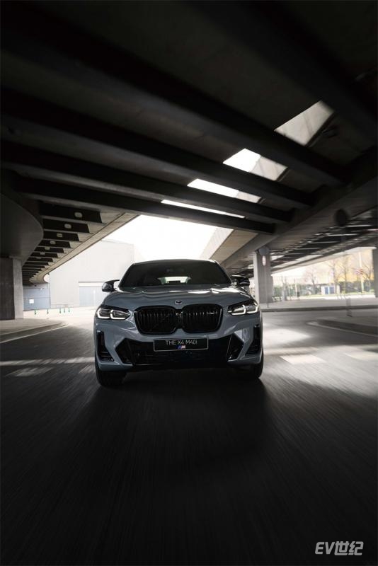02.全新BMW X4 M40i .jpg