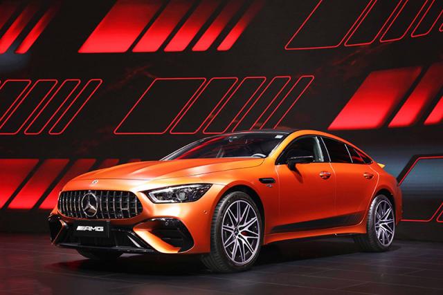 10.梅赛德斯-AMG GT 50 4MATIC 四门跑车特别版上市，新增高达10项AMG专属个性化配置和功能，为“性能豪华”再添个性之选.jpg