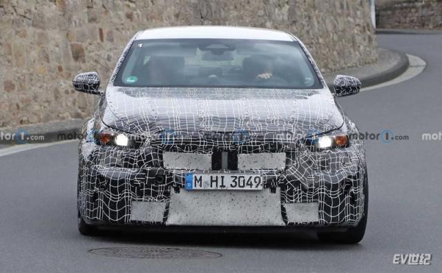 2024-bmw-m5-spy-photo.jpg