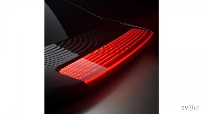 2023-hyundai-ioniq-6-teaser (3).jpg