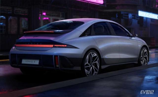 hyundai-ioniq-6-design-debut-rear-purple-city.jpg