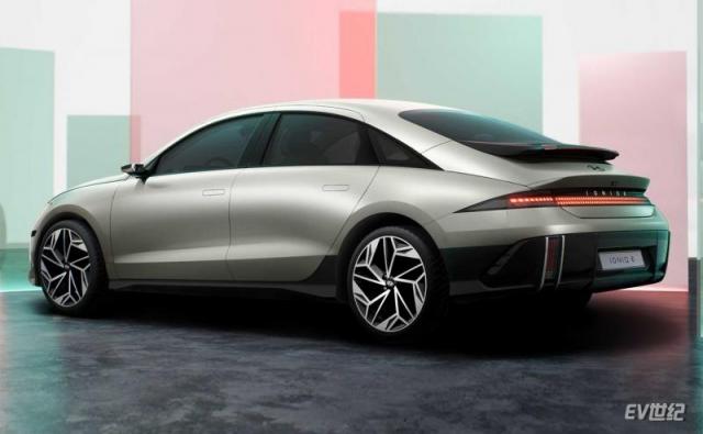 hyundai-ioniq-6-design-debut-rear-pink-and-green-panels.jpg