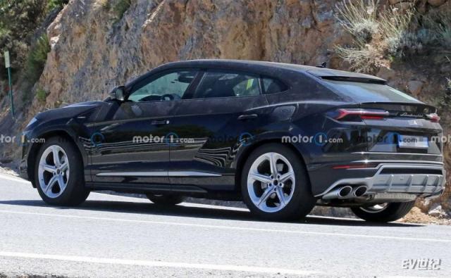 lamborghini-urus-phev-spy-photos-(1).jpg