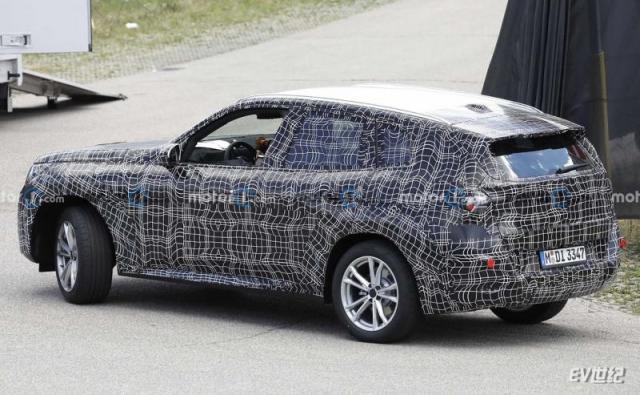 new-bmw-x3-side-view-spy-photo-(1).jpg