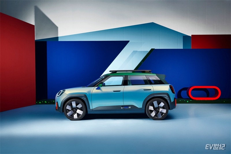 01.MINI Concept Aceman纯电动都市紧凑跨界概念车.jpg