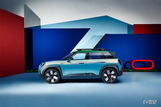 01.MINI Concept Aceman<a href=
