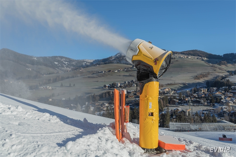 智能造雪：节能的造雪系统和ABB Ability__能效管理云平台联动，监测和优化能耗.jpg