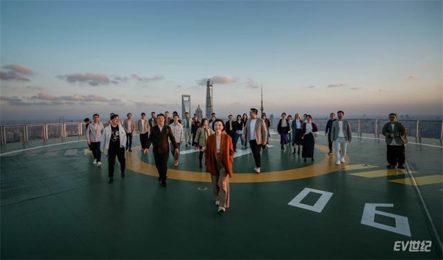 10.Designworks上海工作室团队.jpg