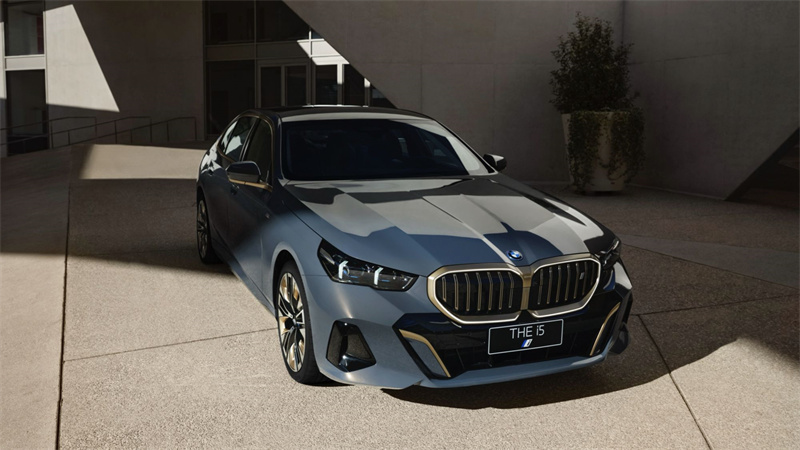 04.创新纯电动BMW i5.jpg