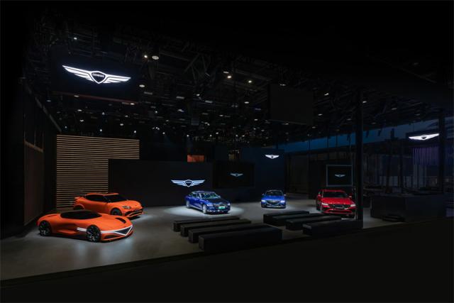 4.北京国际车展捷尼赛思展台.JPG