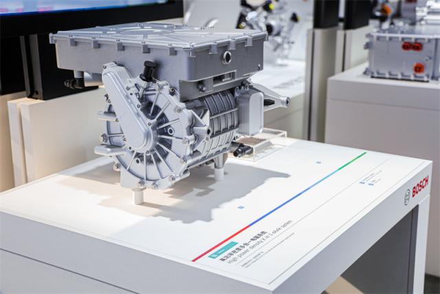 09 高功率密度多合一电驱系统 High-power density X-in-1 eAxle system.jpg