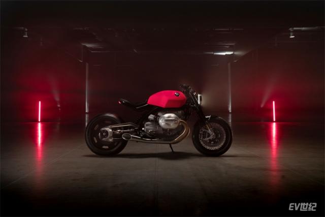 03.BMW R20概念车侧面图.jpg