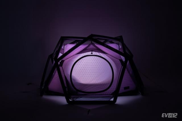 12.smart与HEIMPLANET联手打造“THE CAVE”营帐_调整大小.jpg