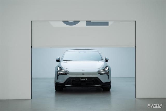 3-极星Polestar以用户体验为核心，打造极致驾控和安全_副本.jpg