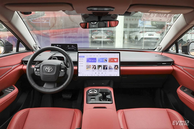 1400x1050_autohomecar__ChxknGglxbGAb7VHADY55LkmdCE424.jpg