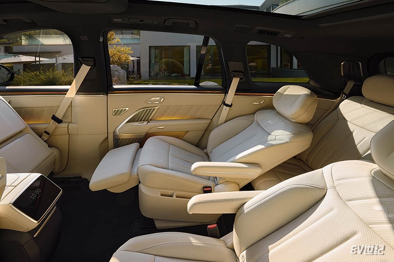 1400x1050_autohomecar__CjIFVWhkpySAEf2kACV-vLK4iCs903.jpg