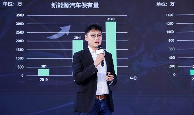 03-陈思发表主题演讲.jpg