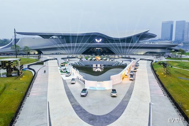 微信图片_20250927202402_253_3030.jpg