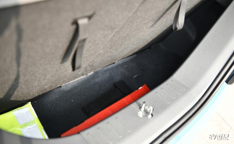 261247412ac41c35a03238.jpg 16.JPG