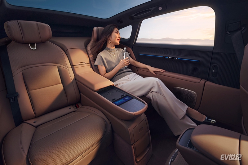 281836443ad82eddc79397.jpg image013.jpg