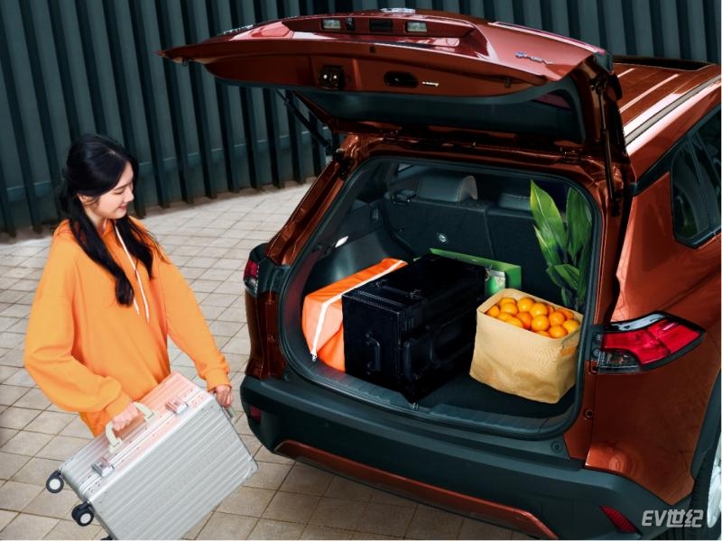 040957149ad386eaa91370.png 【产品导购稿】三车焕新齐发 一汽丰田金秋价值拉满645.png