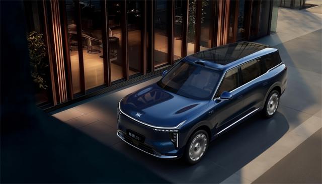 15151848bba75b961d9004.jpg 1.智己LS9.jpg