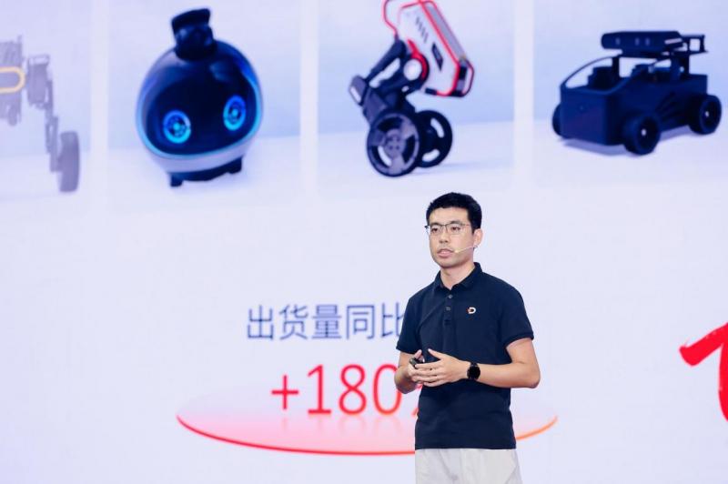 13132353023469457c8075.jpg 6.jpg