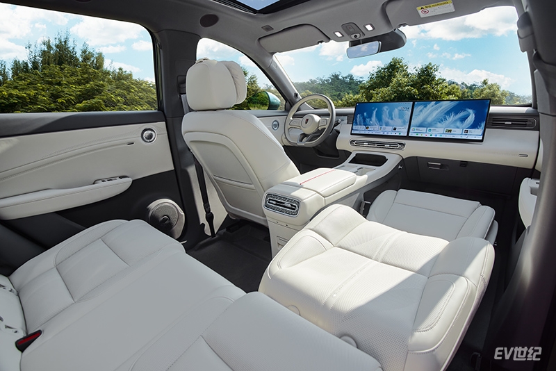 17122948c3238a7c6e1008.jpg 2.jpg