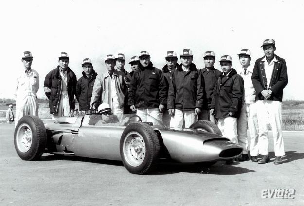 201832586d3a9681ff0414.png image001.png