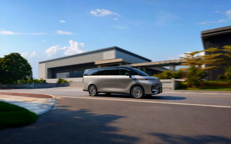 20215118ee1d8d54879722.jpg 4.jpg