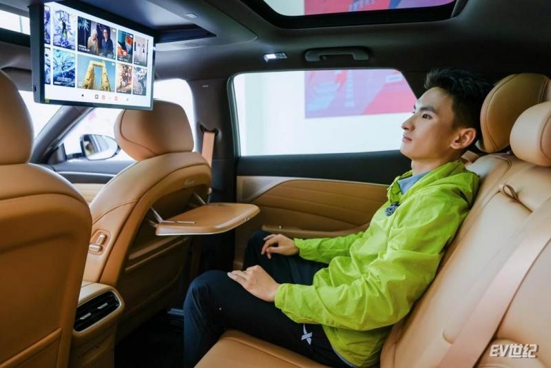 2220194335c68306653702.jpg image012.jpg