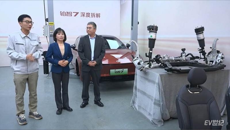 25121542b015526a3b6566.jpg image012.jpg