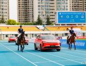汗血宝马惊现楚超赛场，东风风神L8与球迷共赴热烈赛场