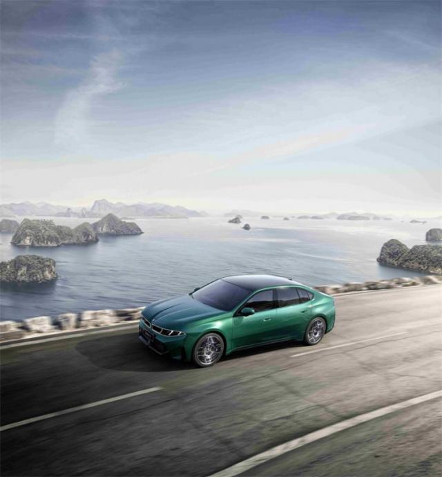 04.即将于沈阳生产基地生产的新世代BMW i3长轴距版.jpg